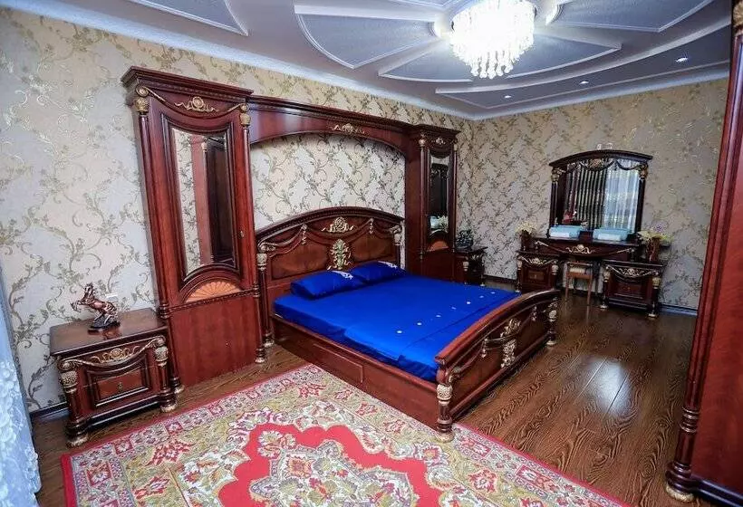 تختخواب و صبحانه Kurush