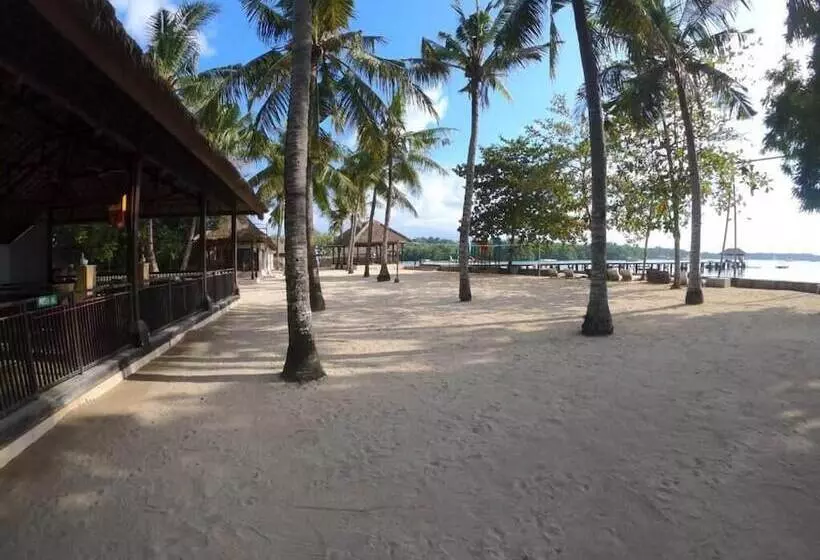 Hotelli Genta Villa Ceningan