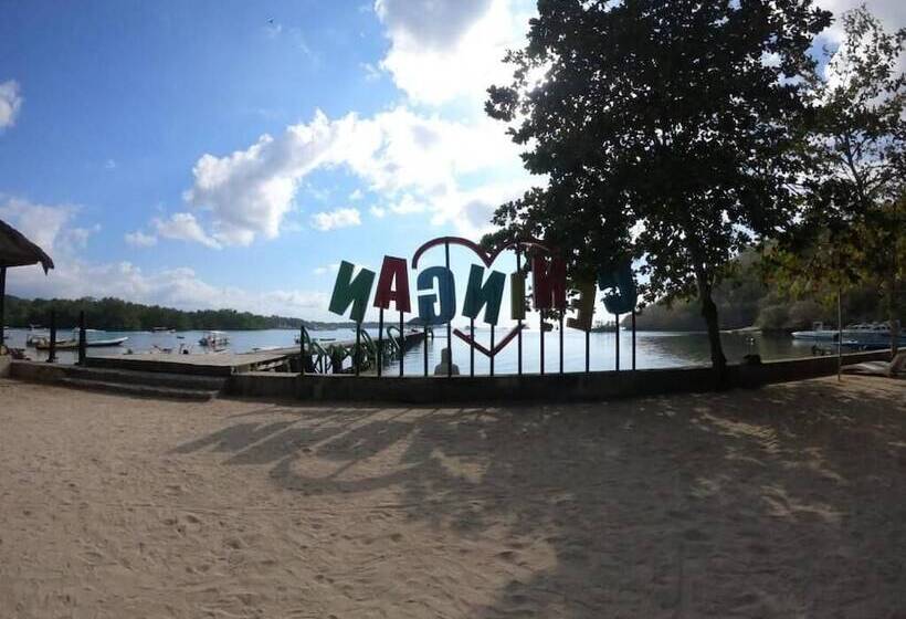 Отель Genta Villa Ceningan