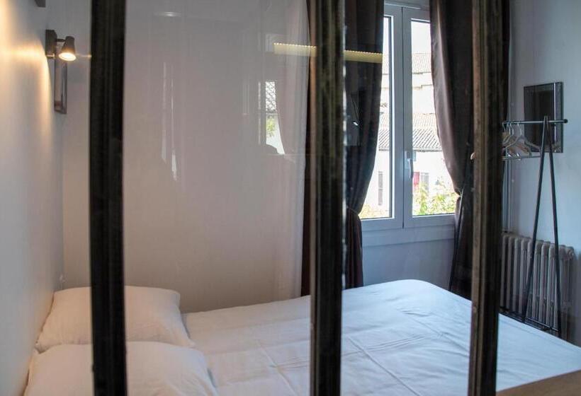 Отель Hôtel & Gastronomie La Table De L Europe