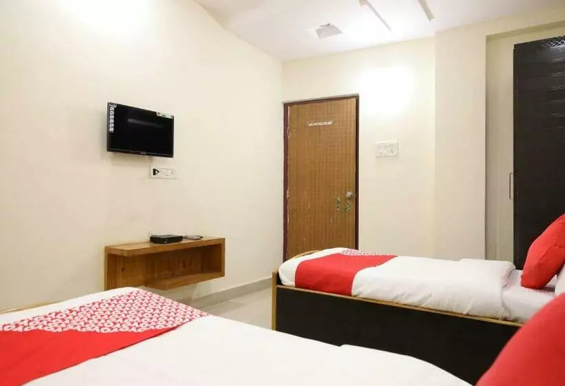 ホテル O Prithvi Inn