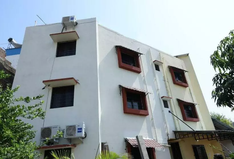 ホテル O Prithvi Inn