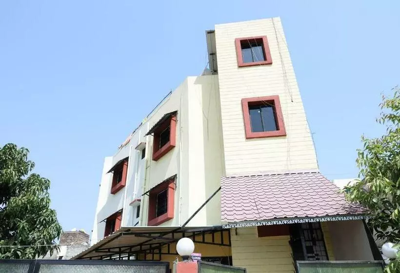 ホテル O Prithvi Inn