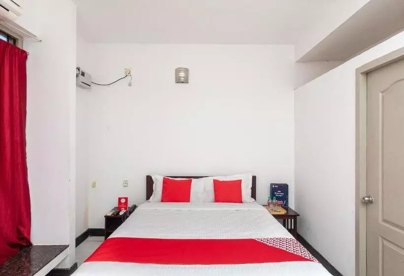 ホテル Oyo 29023 Pritee Resorts