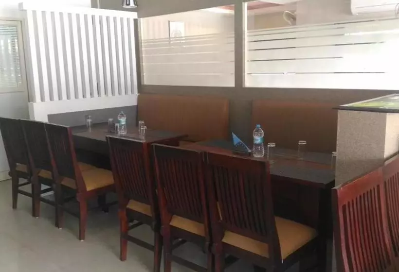 Hotelli The Orchid Suites