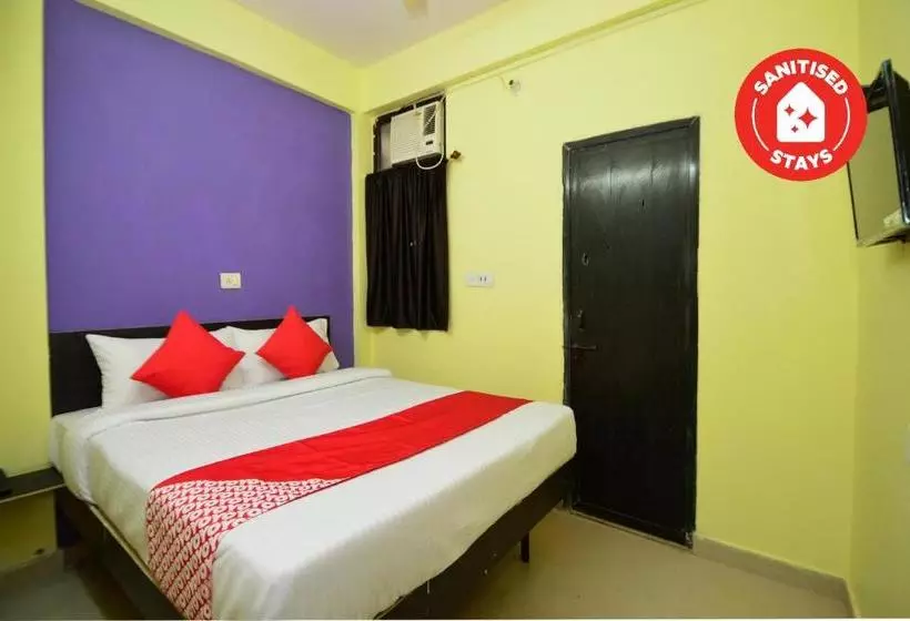 Oyo 28295 Hotel Reyansh Galaxy