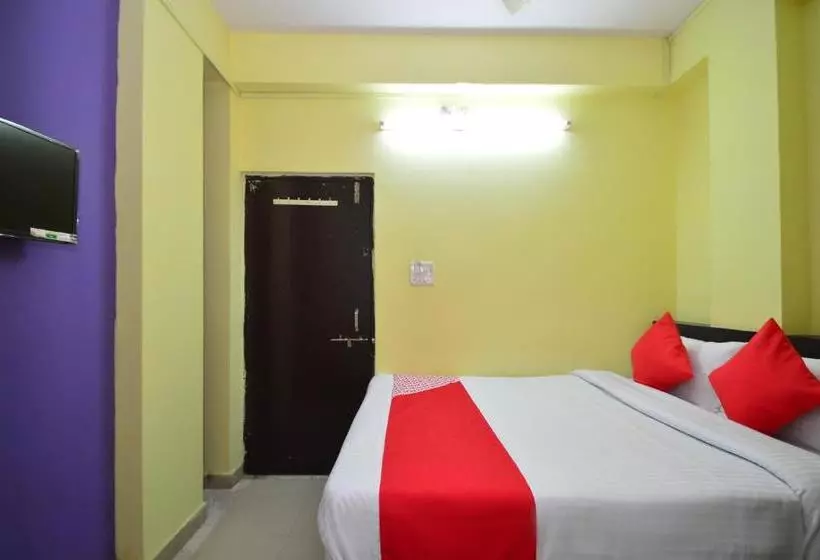 Oyo 28295 Hotel Reyansh Galaxy