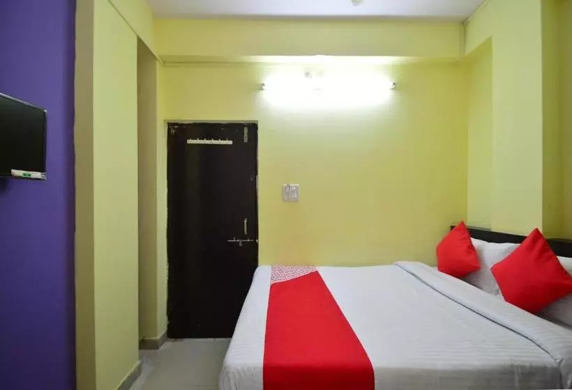 Oyo 28295 Hotel Reyansh Galaxy