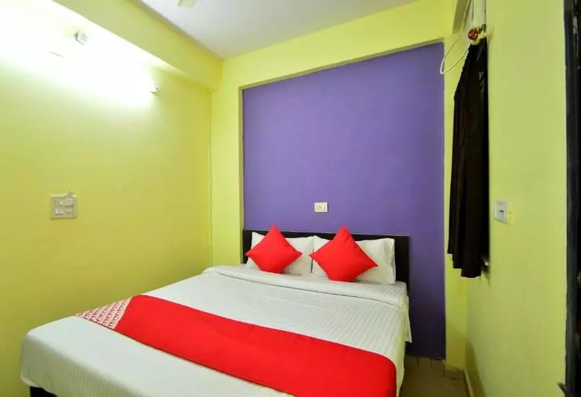 Oyo 28295 Hotel Reyansh Galaxy