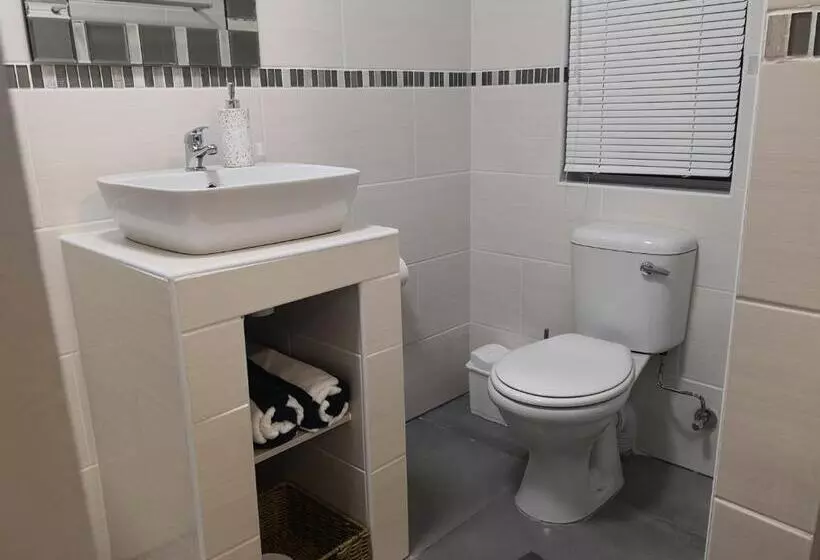 Majatalo Northern Vine Guesthouse B&b Self Catering