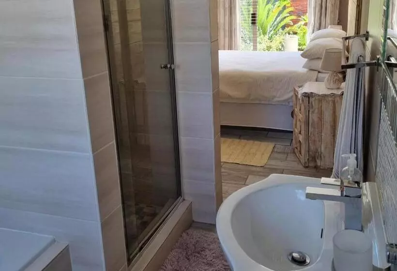 Majatalo Northern Vine Guesthouse B&b Self Catering