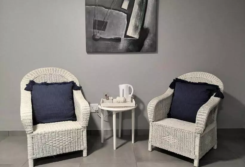 Majatalo Northern Vine Guesthouse B&b Self Catering