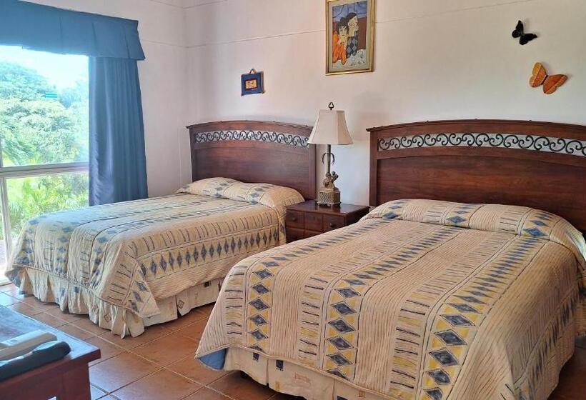 بنسيون Villa Angela