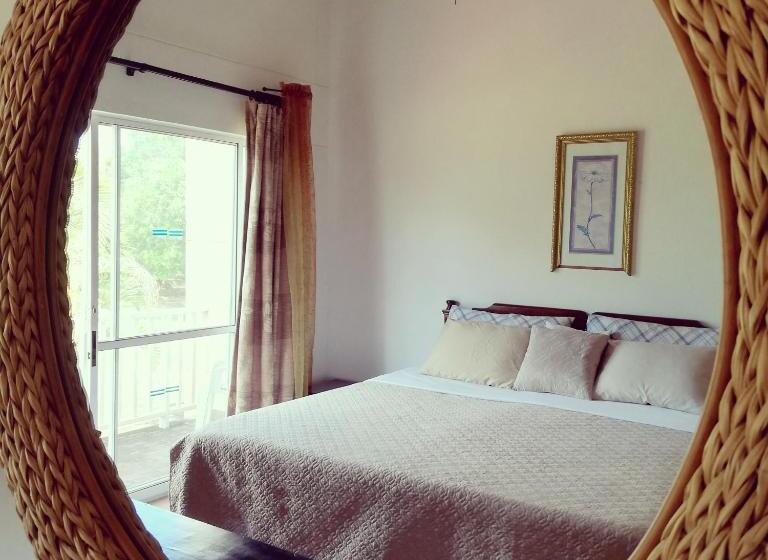 بنسيون Villa Angela