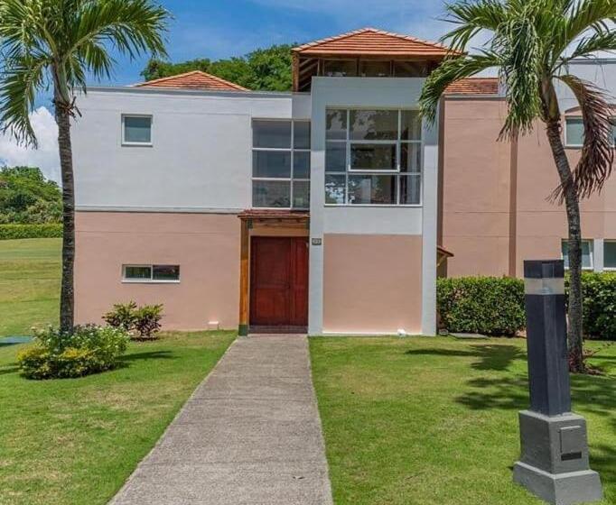 بنسيون Villa Angela