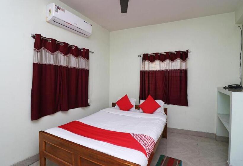 Super Hotel O Nandi Inn