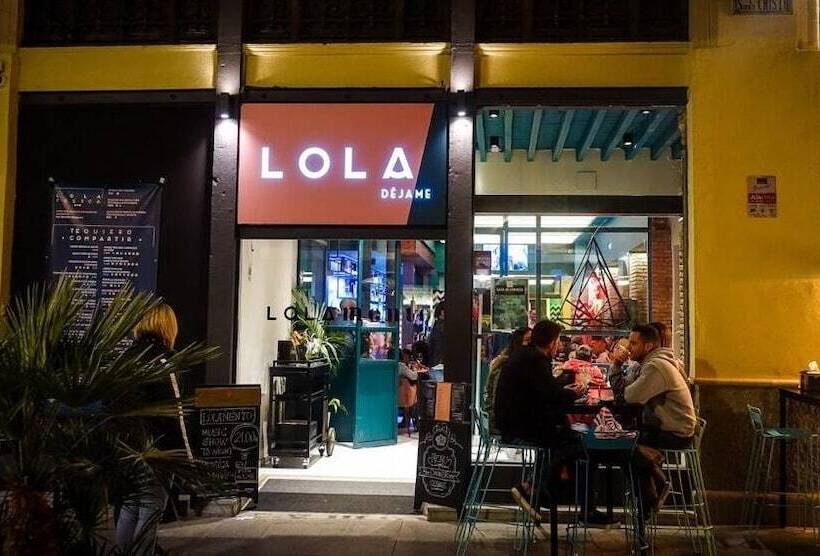 پانسیون Hostel Lolamento