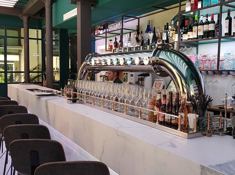 پانسیون Hostel Lolamento