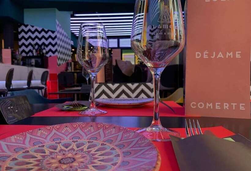 پانسیون Hostel Lolamento