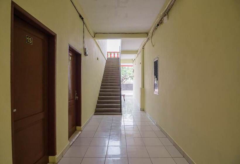 פנסיון Reddoorz Near Politeknik Negeri Medan