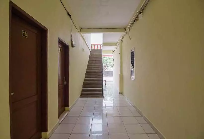 ペンション Reddoorz Near Politeknik Negeri Medan