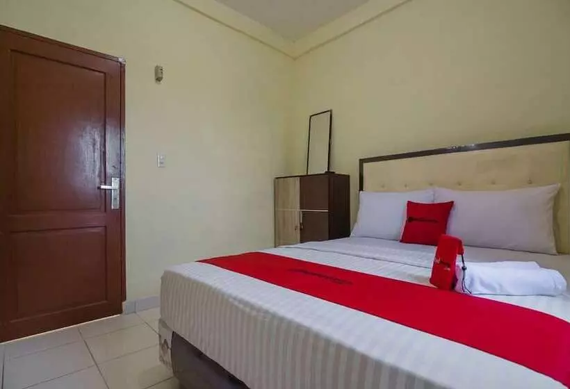 ペンション Reddoorz Near Politeknik Negeri Medan