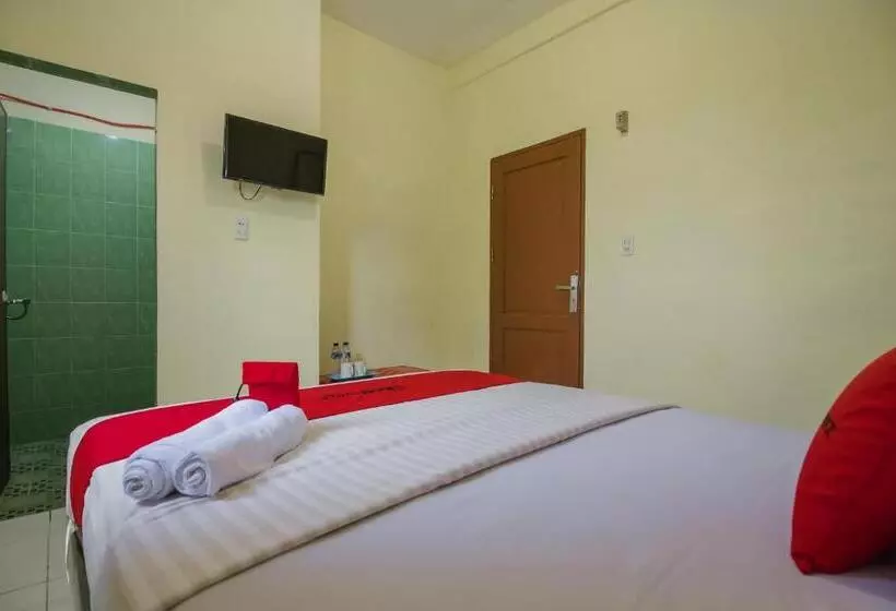 ペンション Reddoorz Near Politeknik Negeri Medan