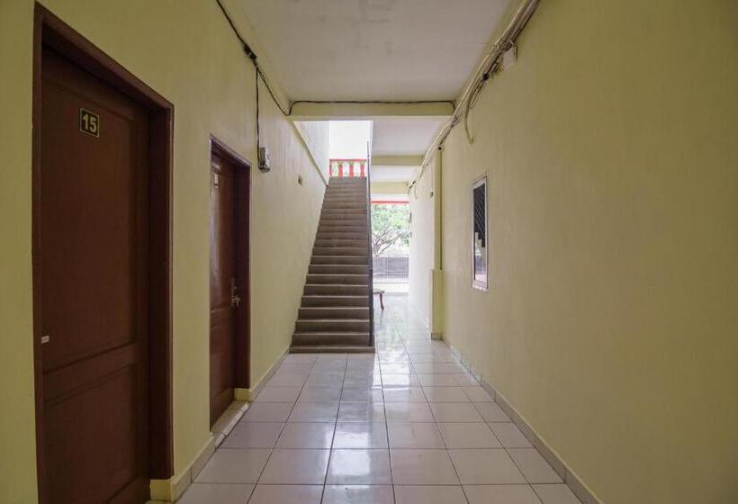 פנסיון Reddoorz Near Politeknik Negeri Medan