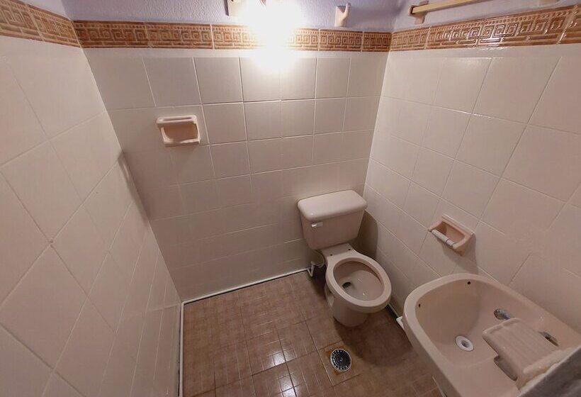 בית מלון כפרי Casa De Huéspedes Juanita