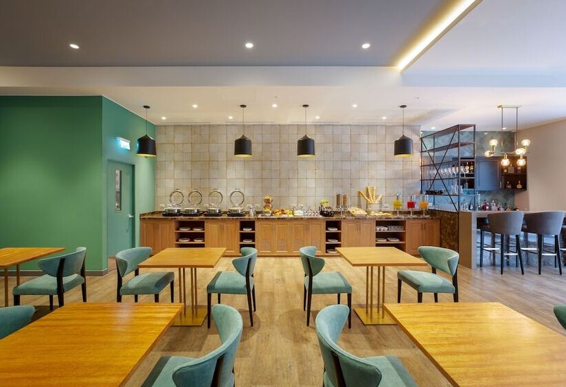 هتل Holiday Inn   Piura, An Ihg