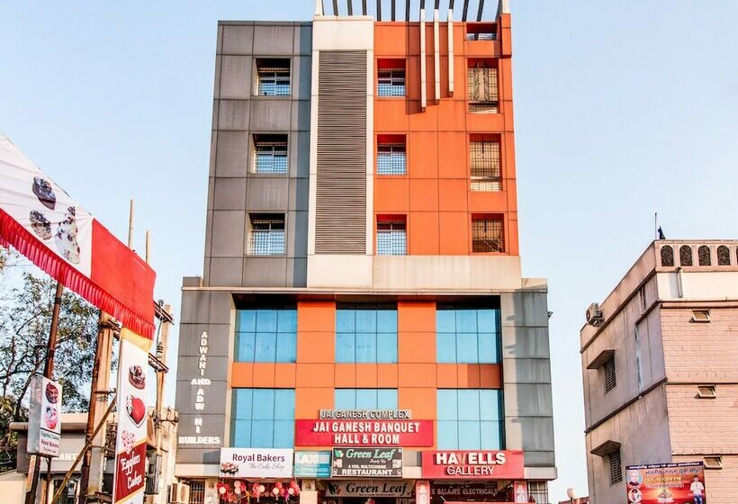 Отель Oyo 27696 Jai Ganesh Banquet Hall & Rooms