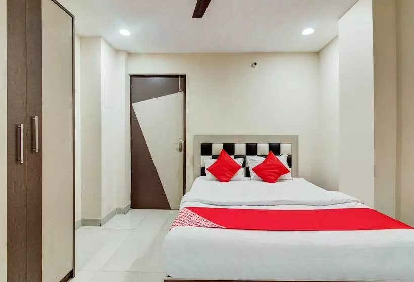 ホテル Oyo 27696 Jai Ganesh Banquet Hall & Rooms