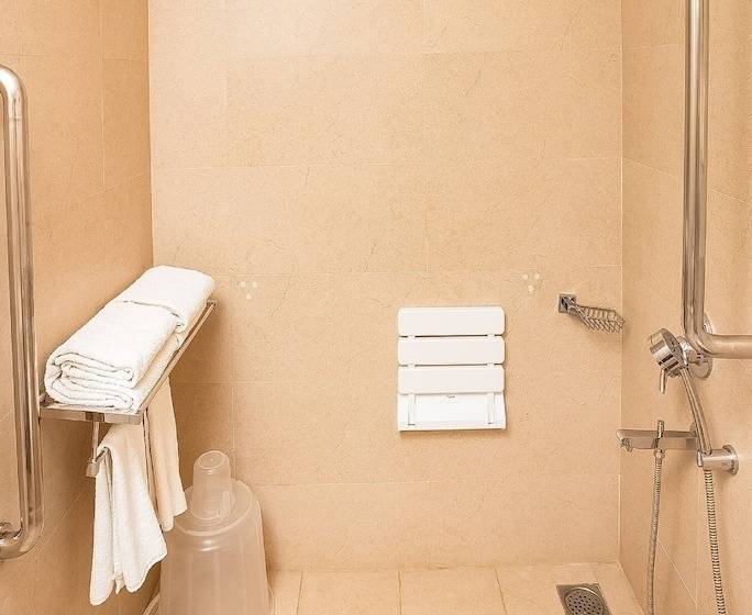 Отель Oyo 27696 Jai Ganesh Banquet Hall & Rooms