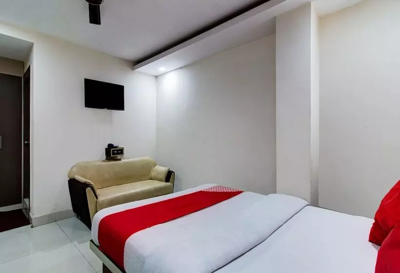 ホテル Oyo 27696 Jai Ganesh Banquet Hall & Rooms