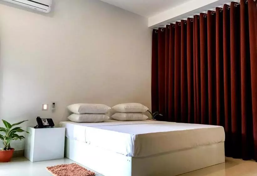 Hotel Weligama Bay Watsila Resort