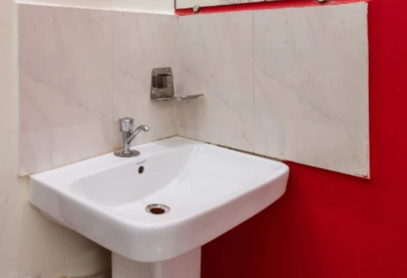 호텔 Oyo 19598 Sai Ram Grand