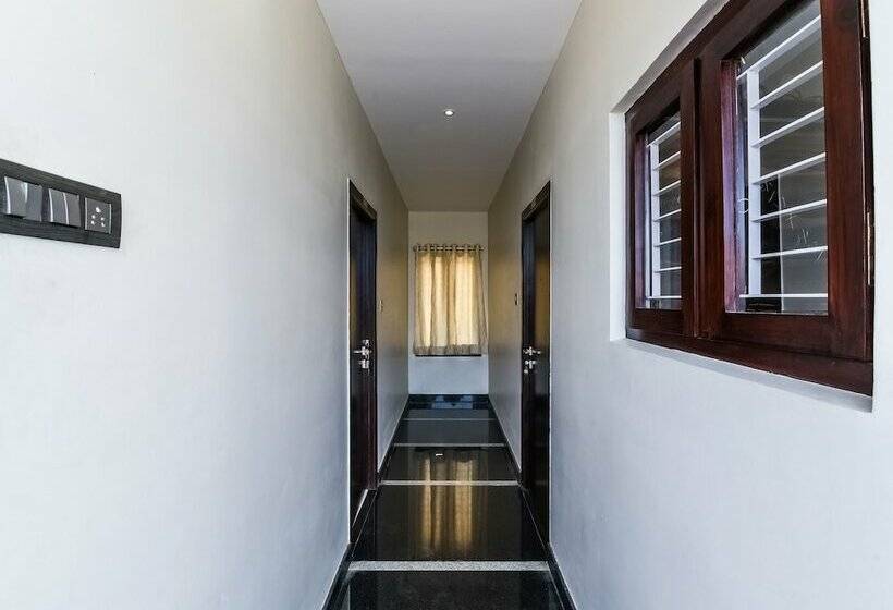 호텔 Oyo 19598 Sai Ram Grand