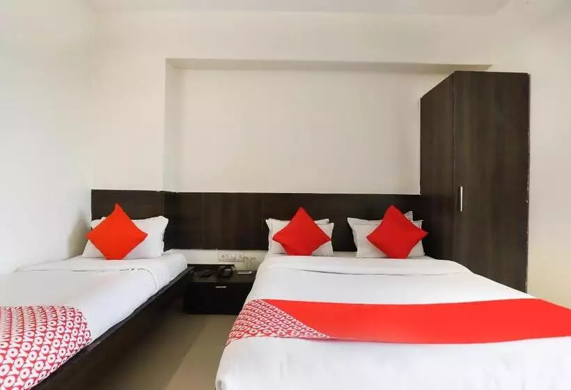 ホテル Oyo 28361 Siddhi Vinayak Palace