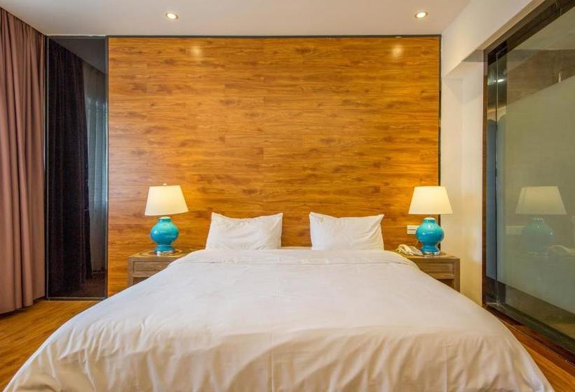 호텔 Southeast Bay Holiday