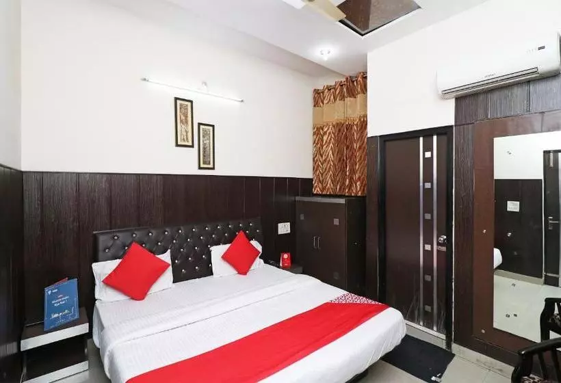 Oyo 28329 Hotel The City Park