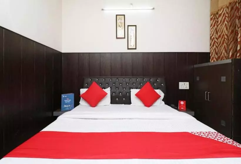 Oyo 28329 Hotel The City Park
