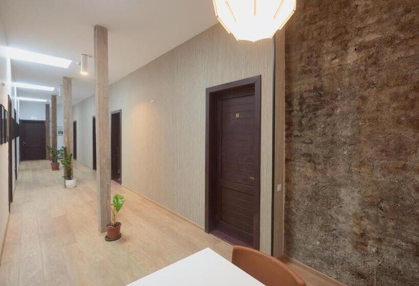 پانسیون Guest House 1568