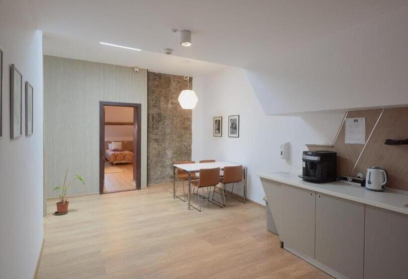 پانسیون Guest House 1568