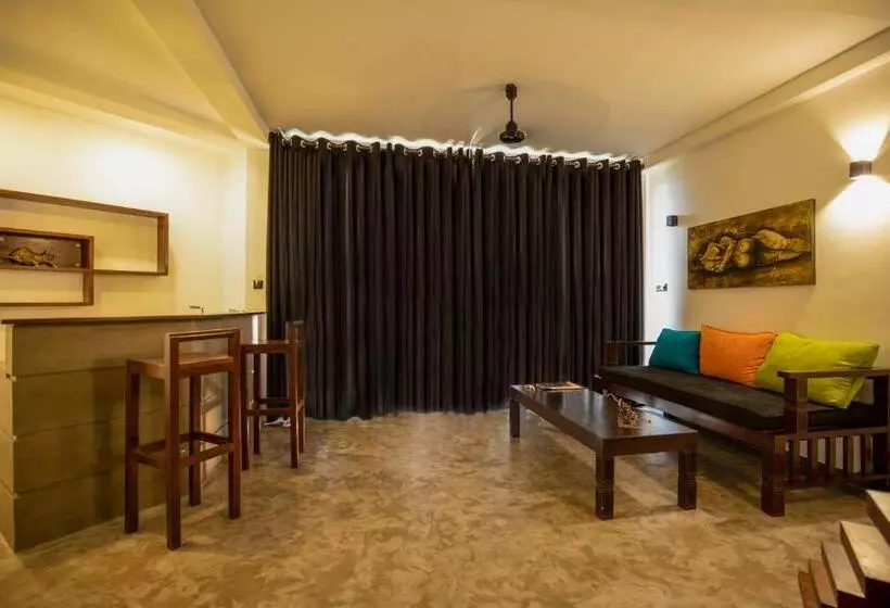 هتل Kalapuwa Resort