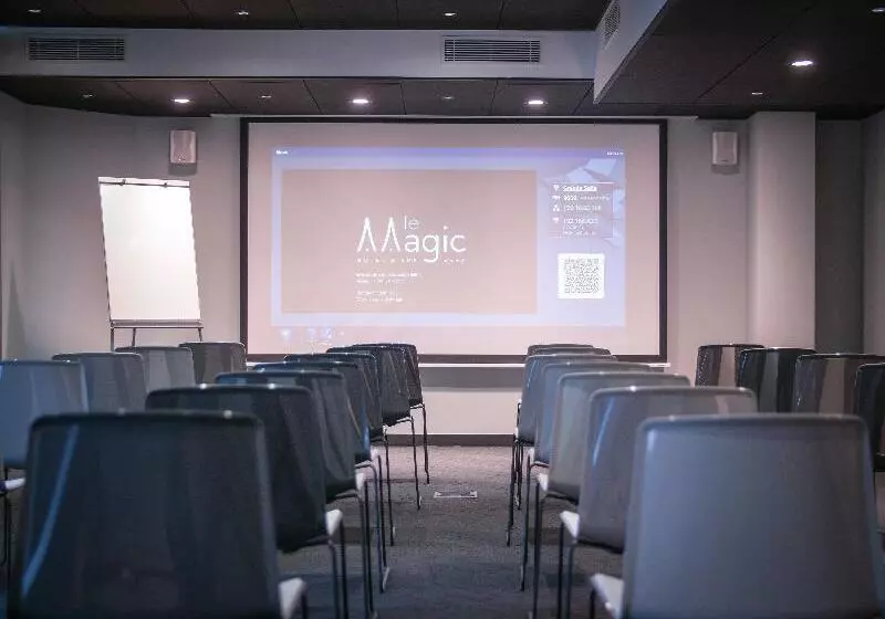 ホテル Le Magic Hôtel & Spa