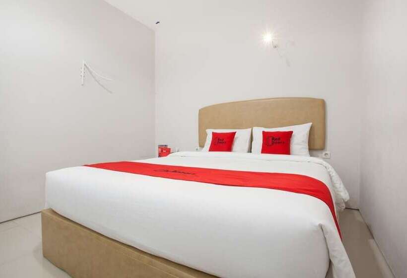 فندق Reddoorz Near Pasar Turi Station