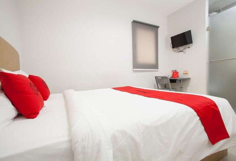 فندق Reddoorz Near Pasar Turi Station