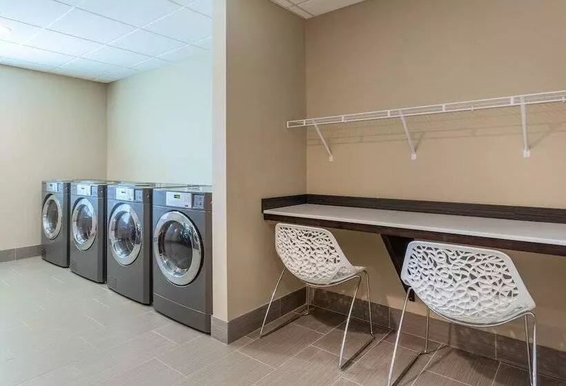 ホテル Candlewood Suites   Davenport, An Ihg