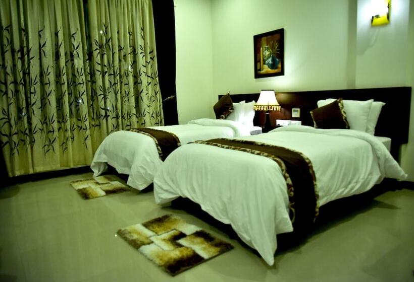 هتل Blue Sapphire