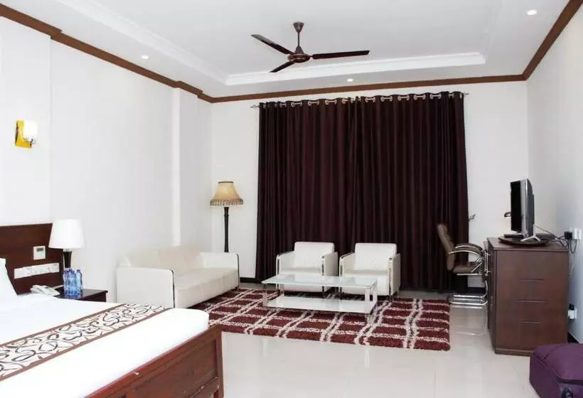 هتل Blue Sapphire